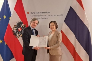 H.E. Mrs. Vilawan Mangklatanakul, Ambassador-designate of the Kingdom of Thailand to the Republic of Austria, presented the copie d’usage of Letters of Credence to H.E. Mr. Peter Launsky-Tieffenthal, Secretary-General for Foreign Affairs of Austria. 